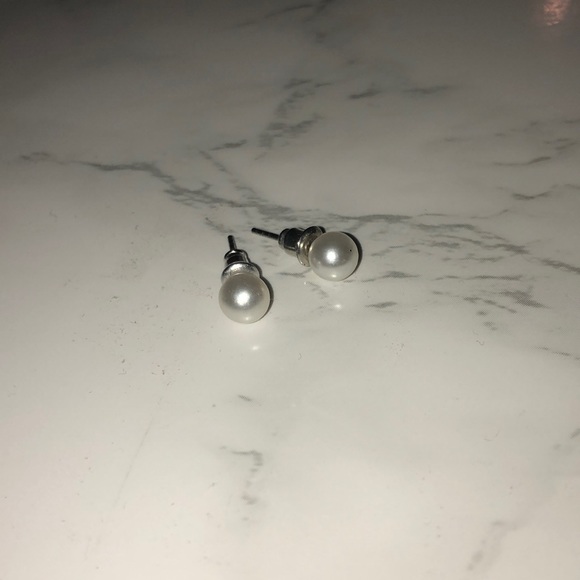 Urban Outfitters Accessories - NWOT UNLISTED🤩